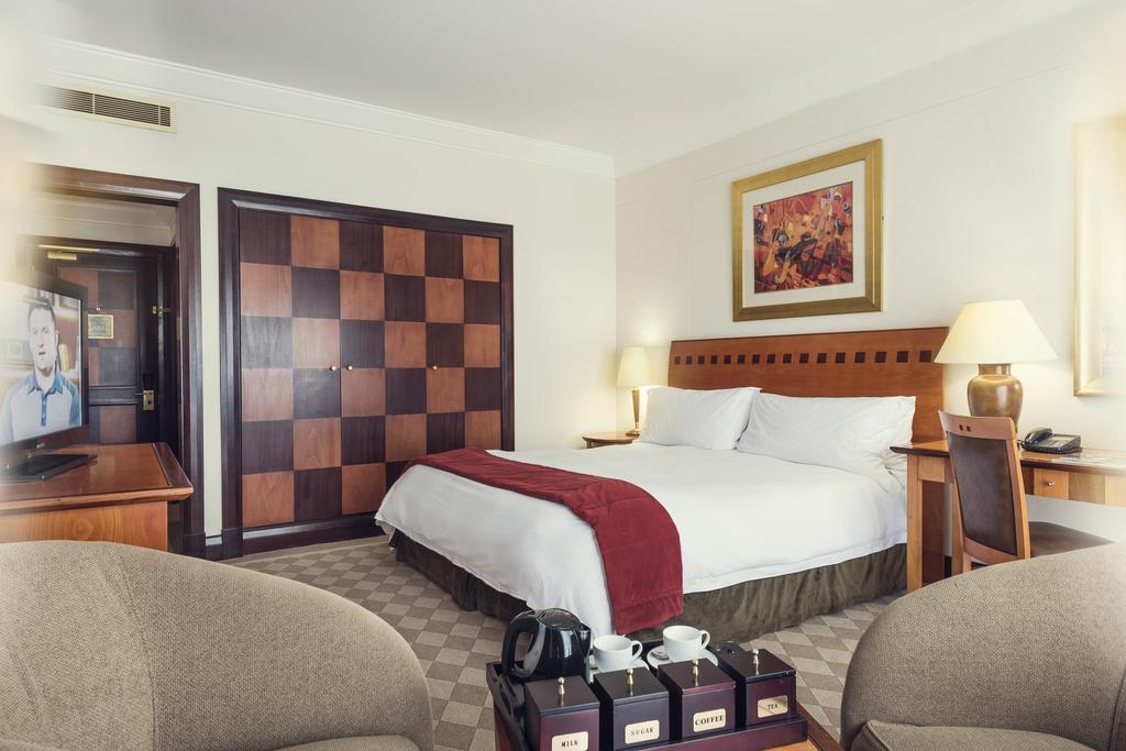 Carnival City Hotel Brakpan Szoba fotó